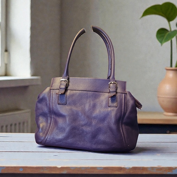 Kate Spade Elegant Purple Leather Handbag - Picture 2 of 4